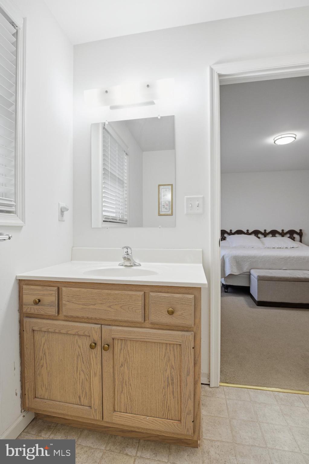 NEWBURG VILLAGE - Residential