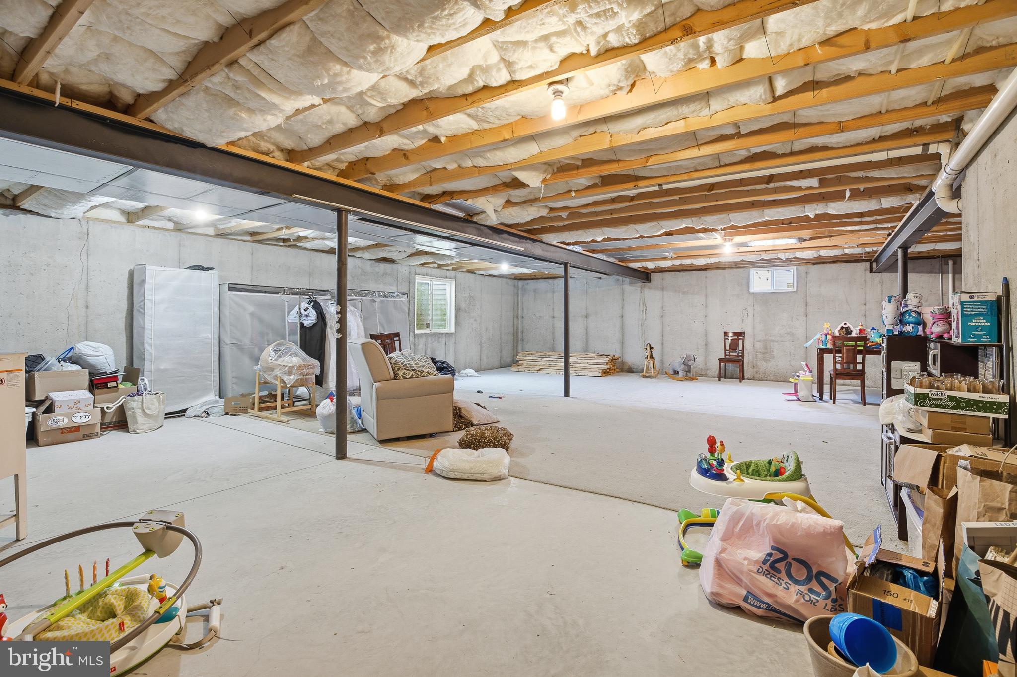 NEWBURG VILLAGE - Residential