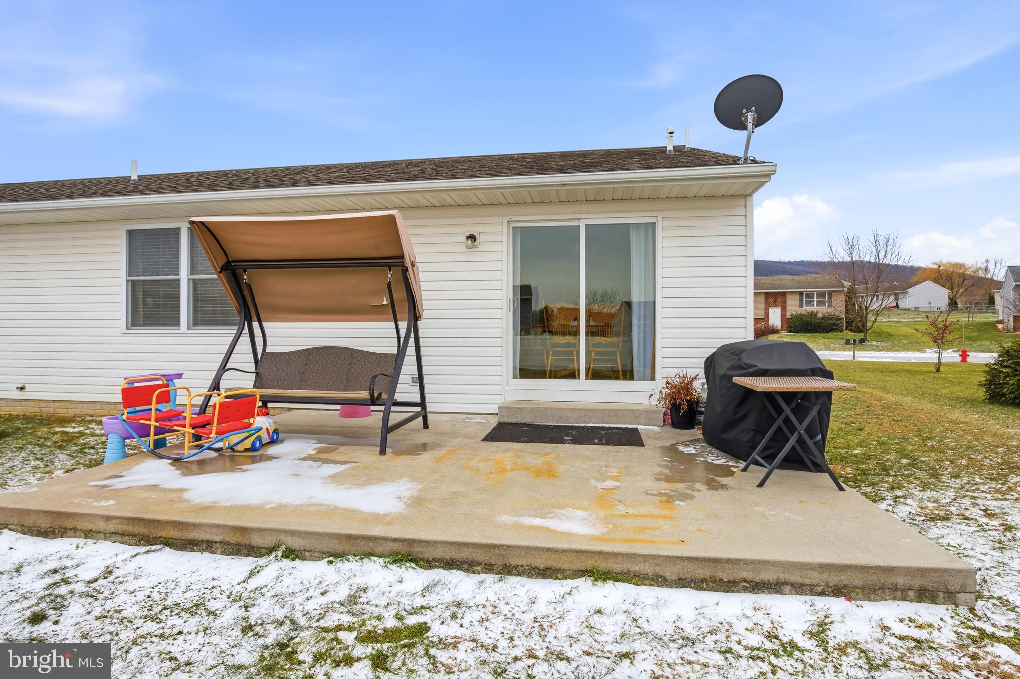 NEWBURG VILLAGE - Residential