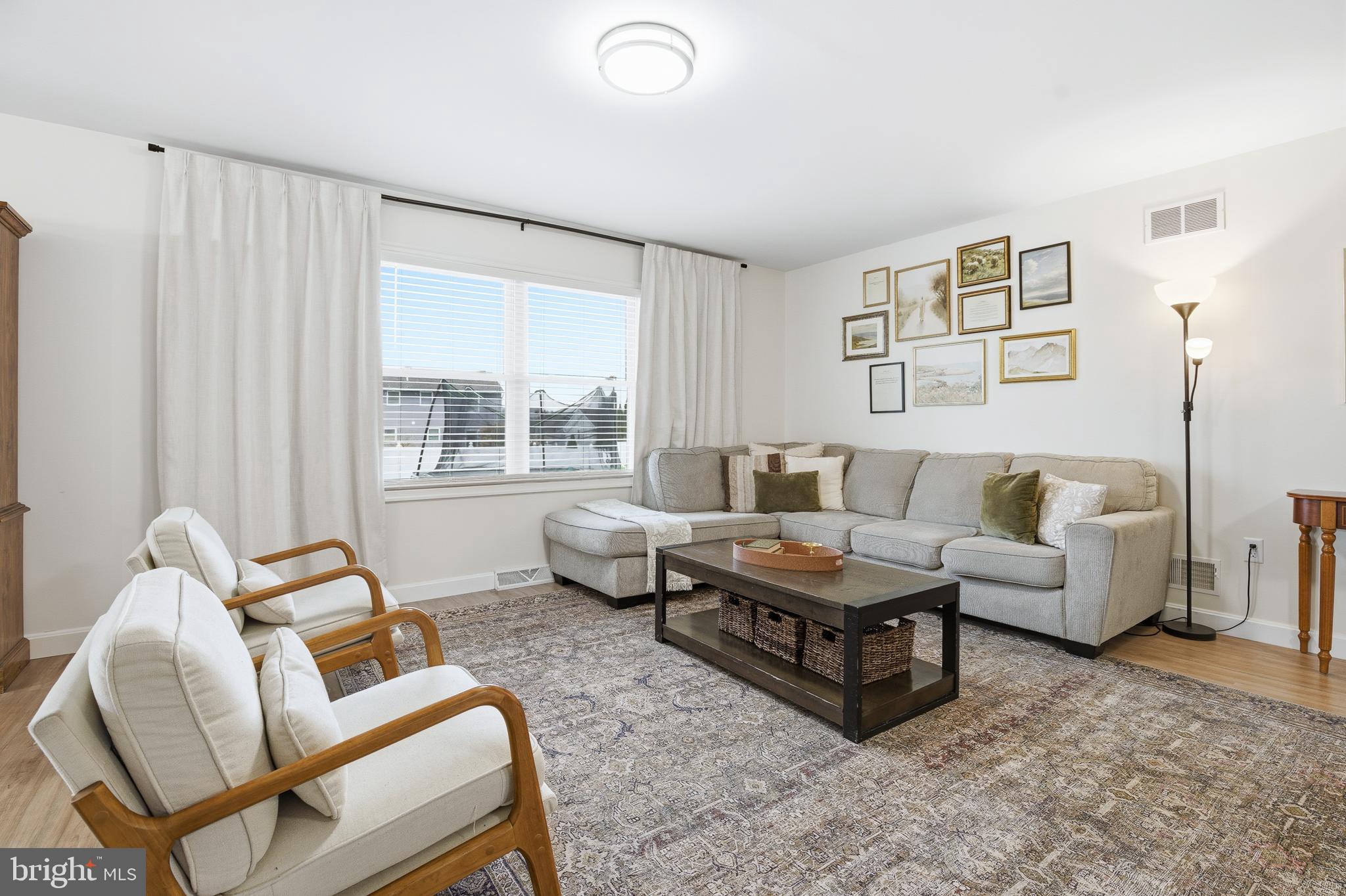 NEWBURG VILLAGE - Residential