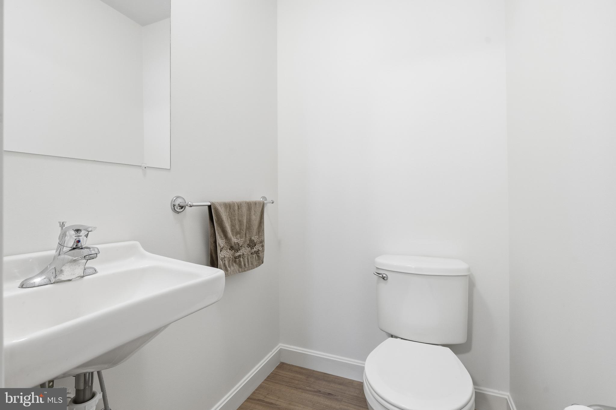 NEWBURG VILLAGE - Residential