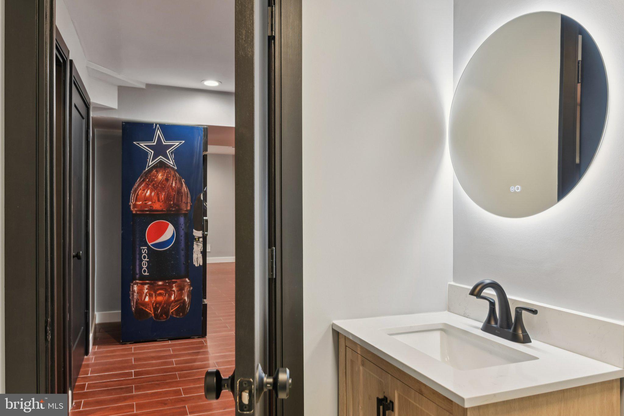 CLINTON ACRES - Residential