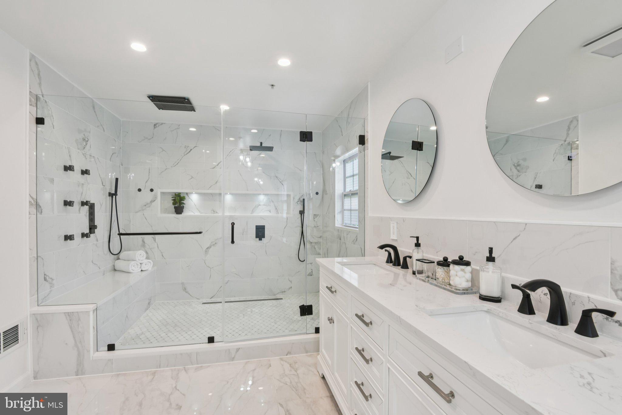 CLINTON ACRES - Residential