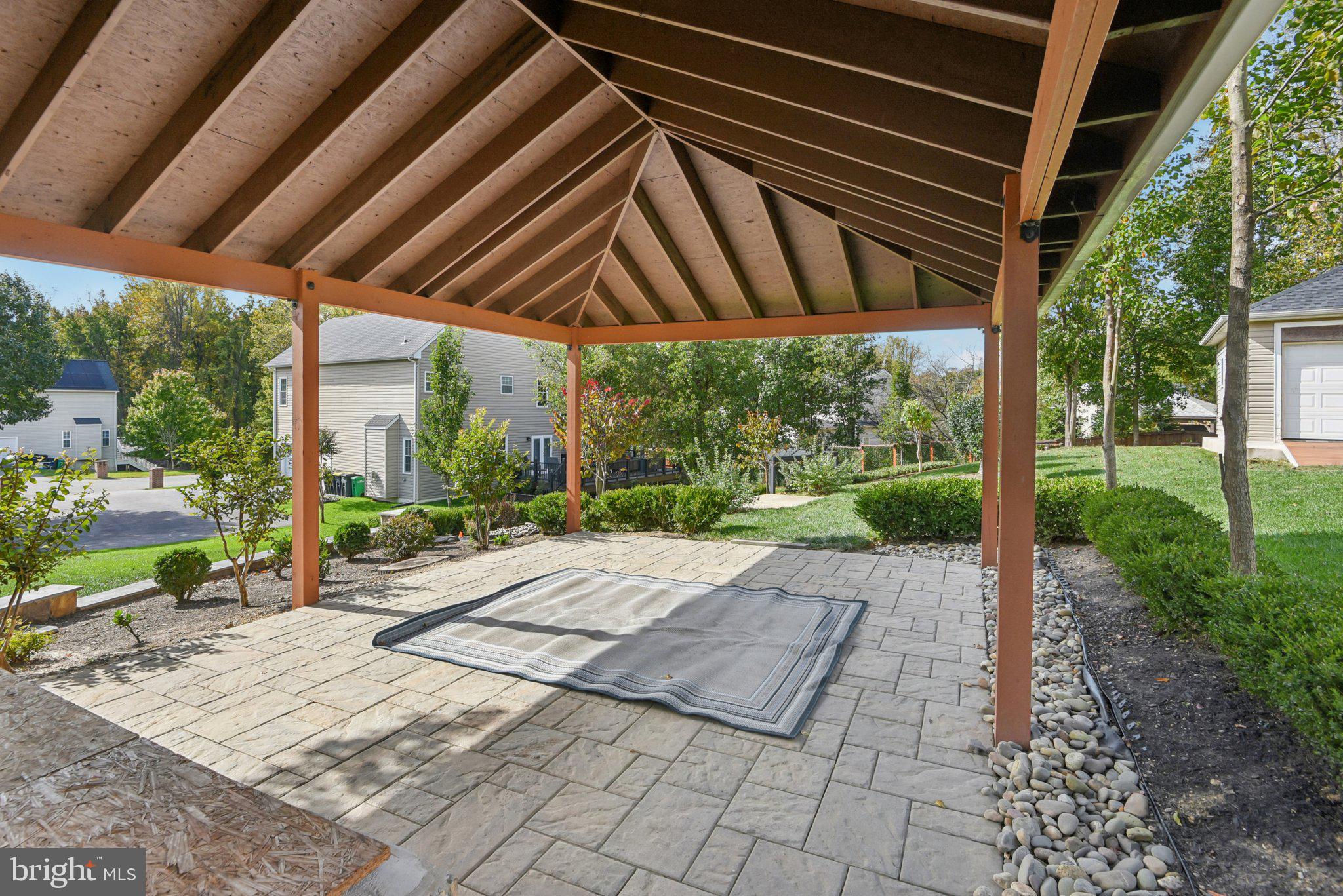 CLINTON ACRES - Residential