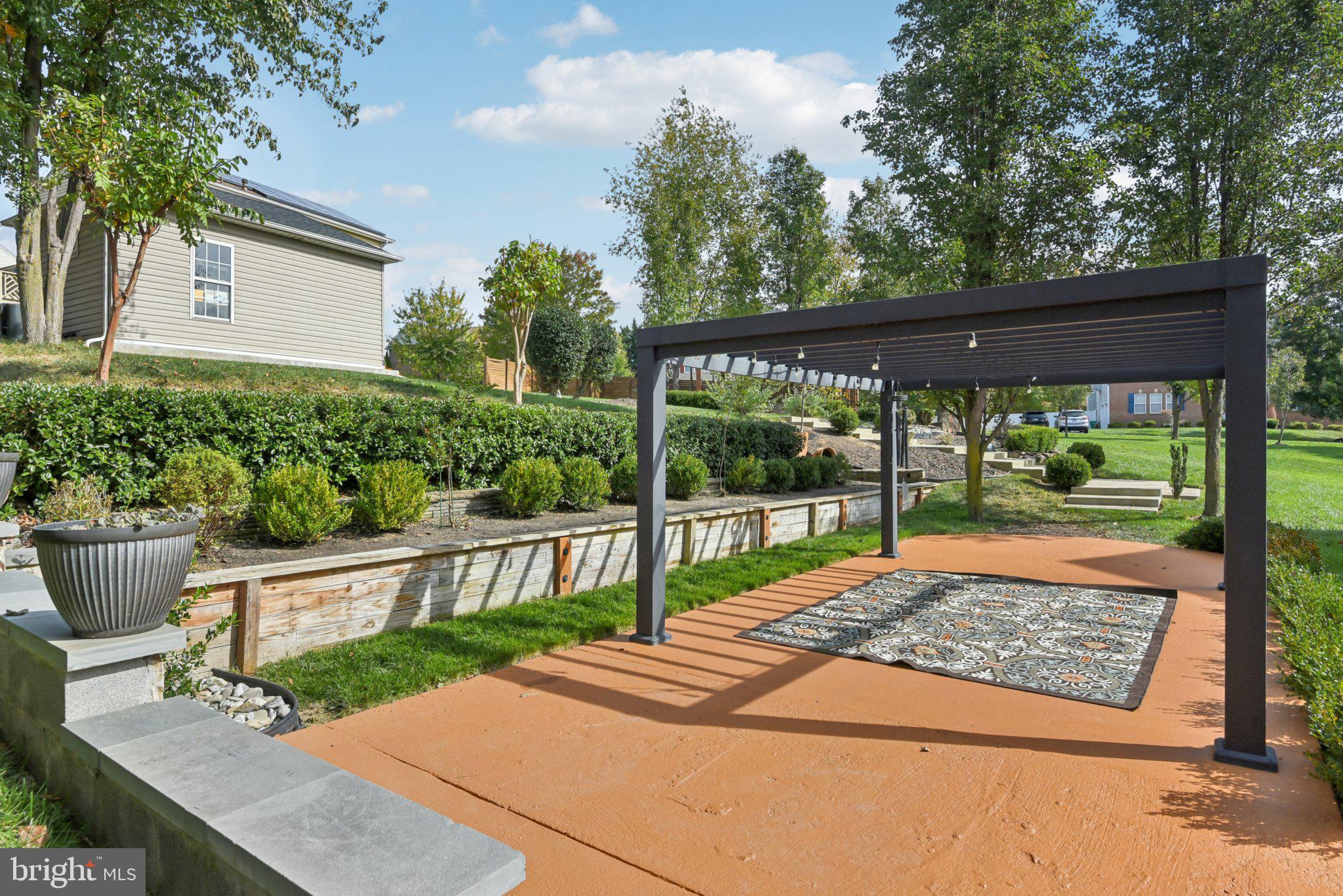 CLINTON ACRES - Residential