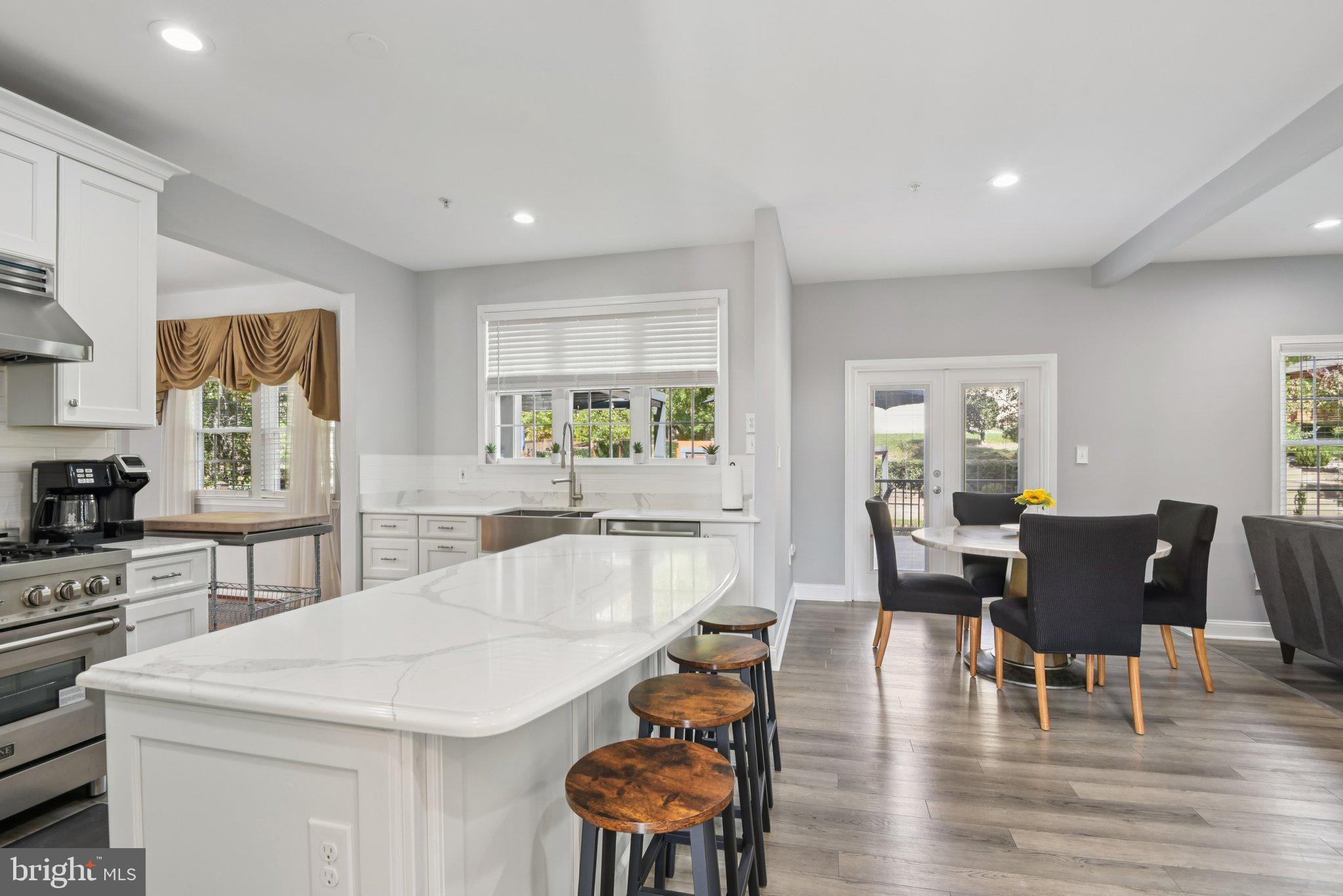 CLINTON ACRES - Residential