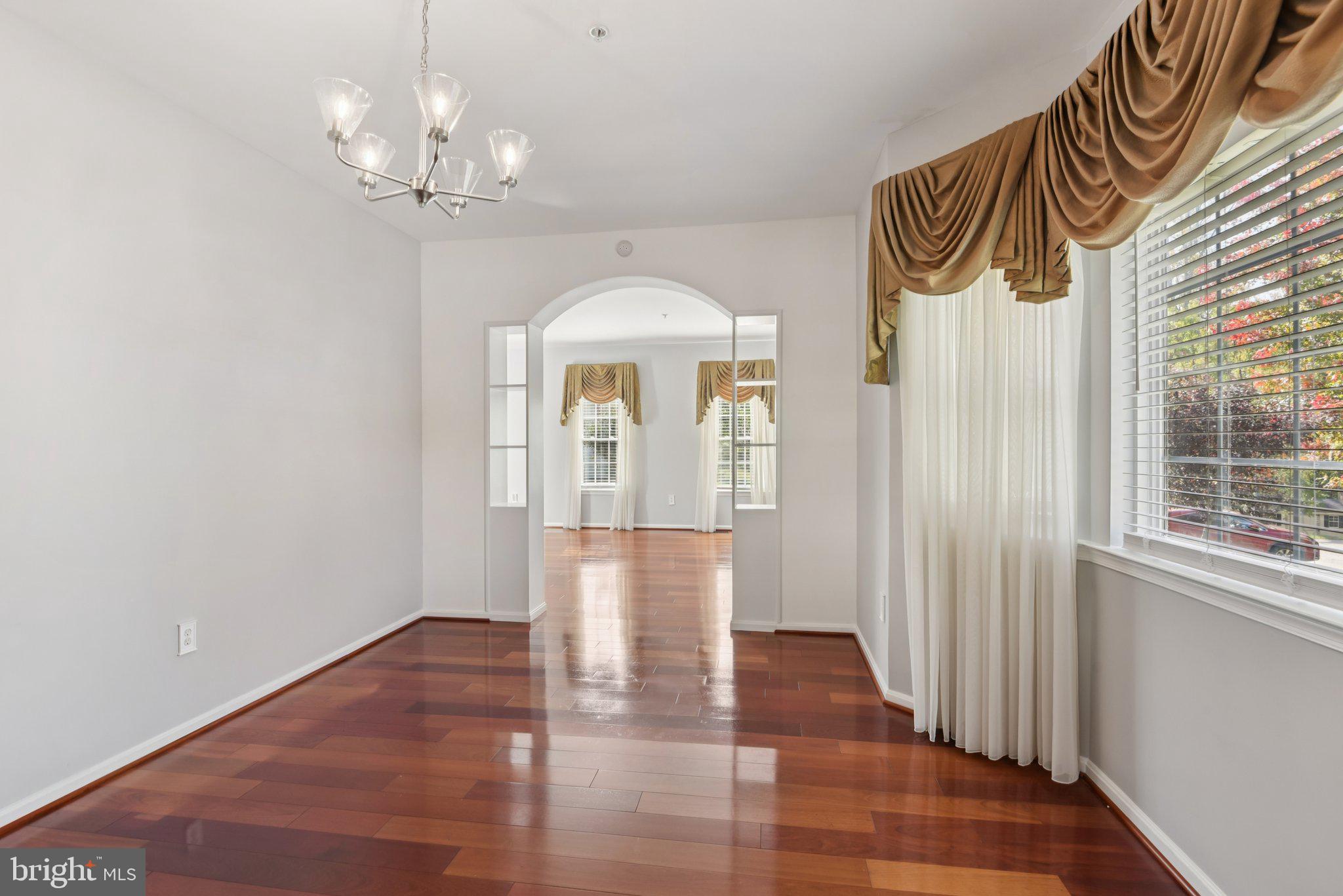 CLINTON ACRES - Residential