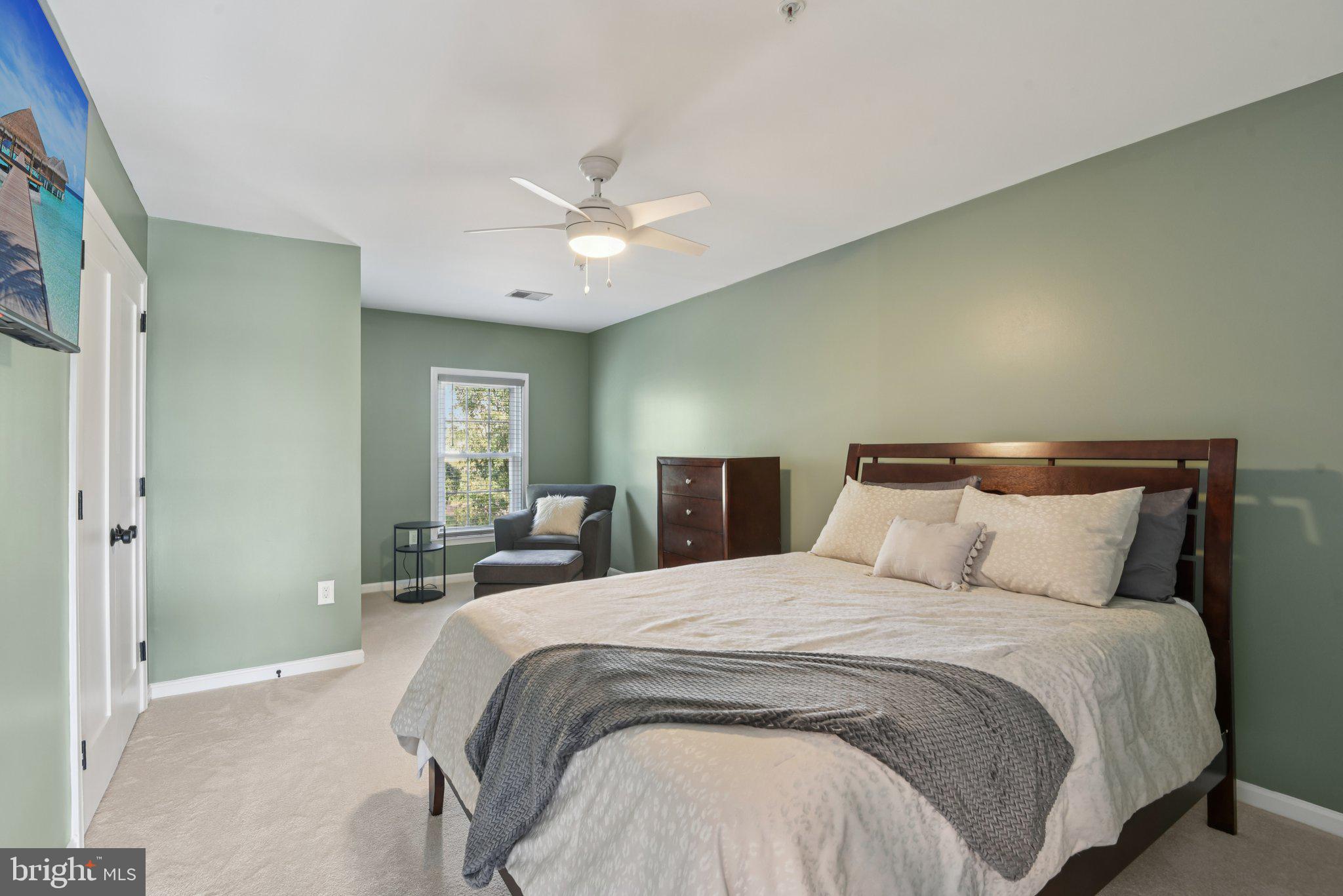 CLINTON ACRES - Residential