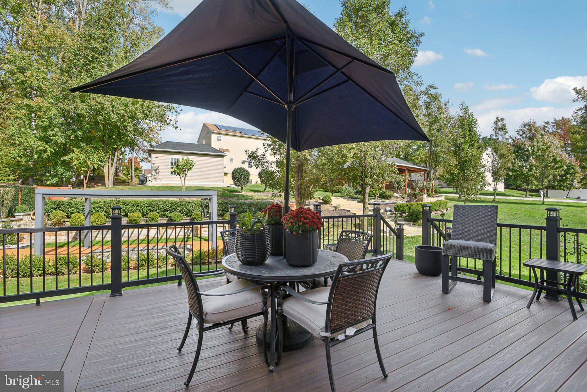 CLINTON ACRES - Residential