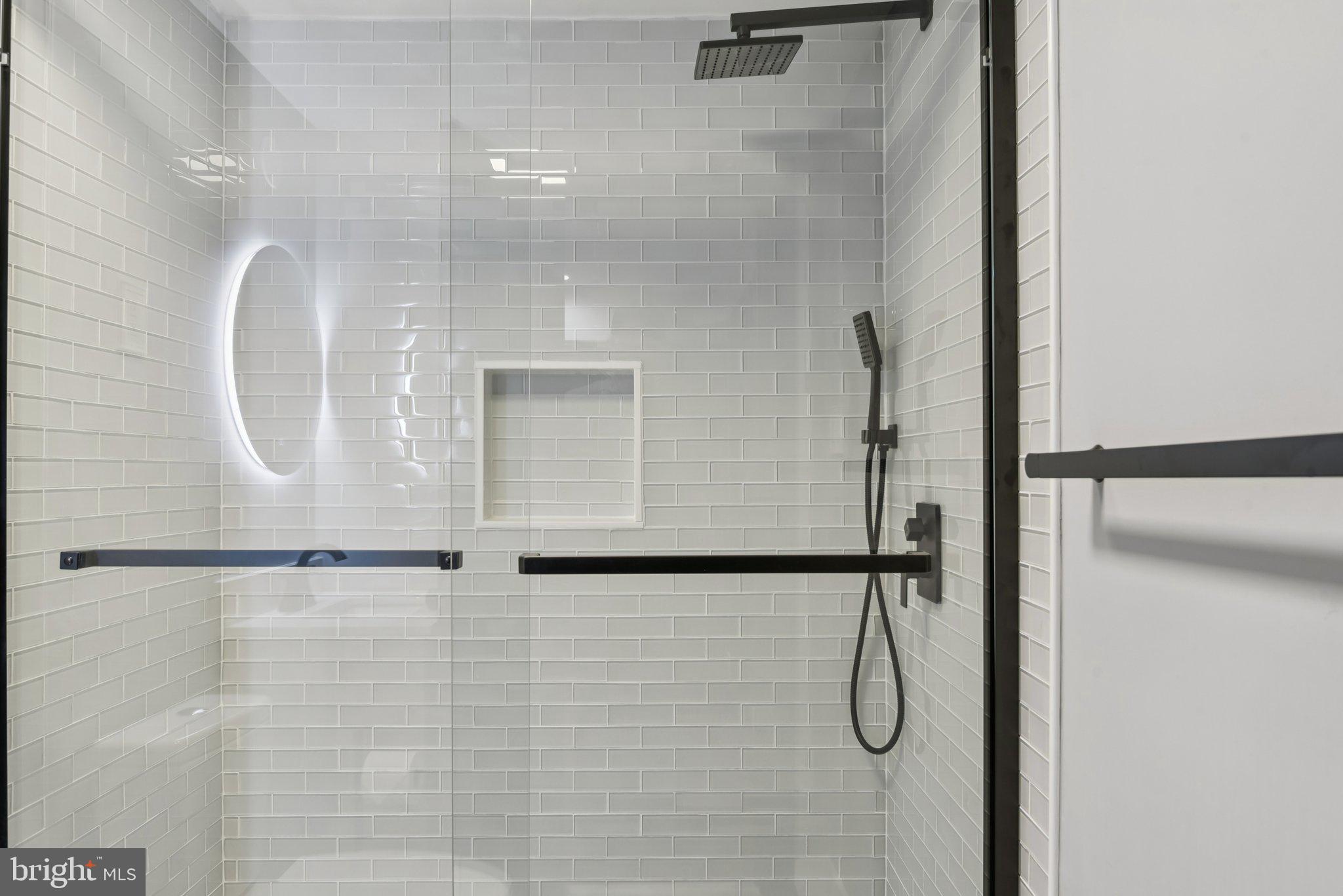 CLINTON ACRES - Residential