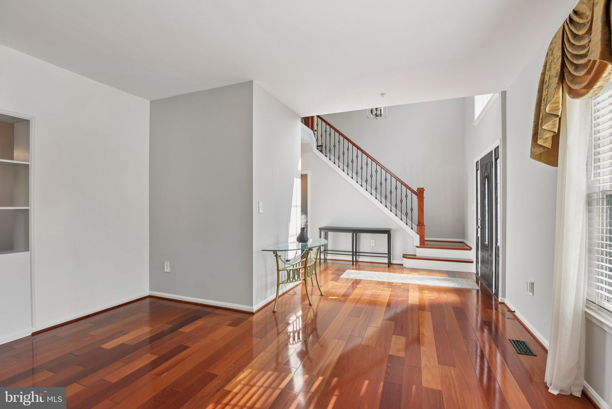 CLINTON ACRES - Residential