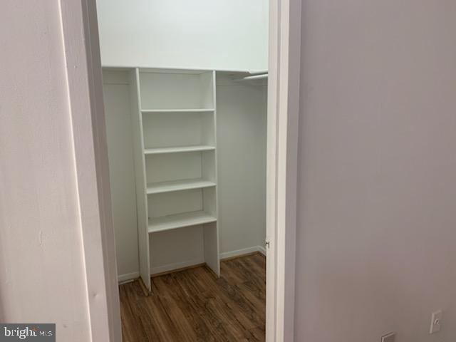 PRESIDENTIAL TOWERS - Residential