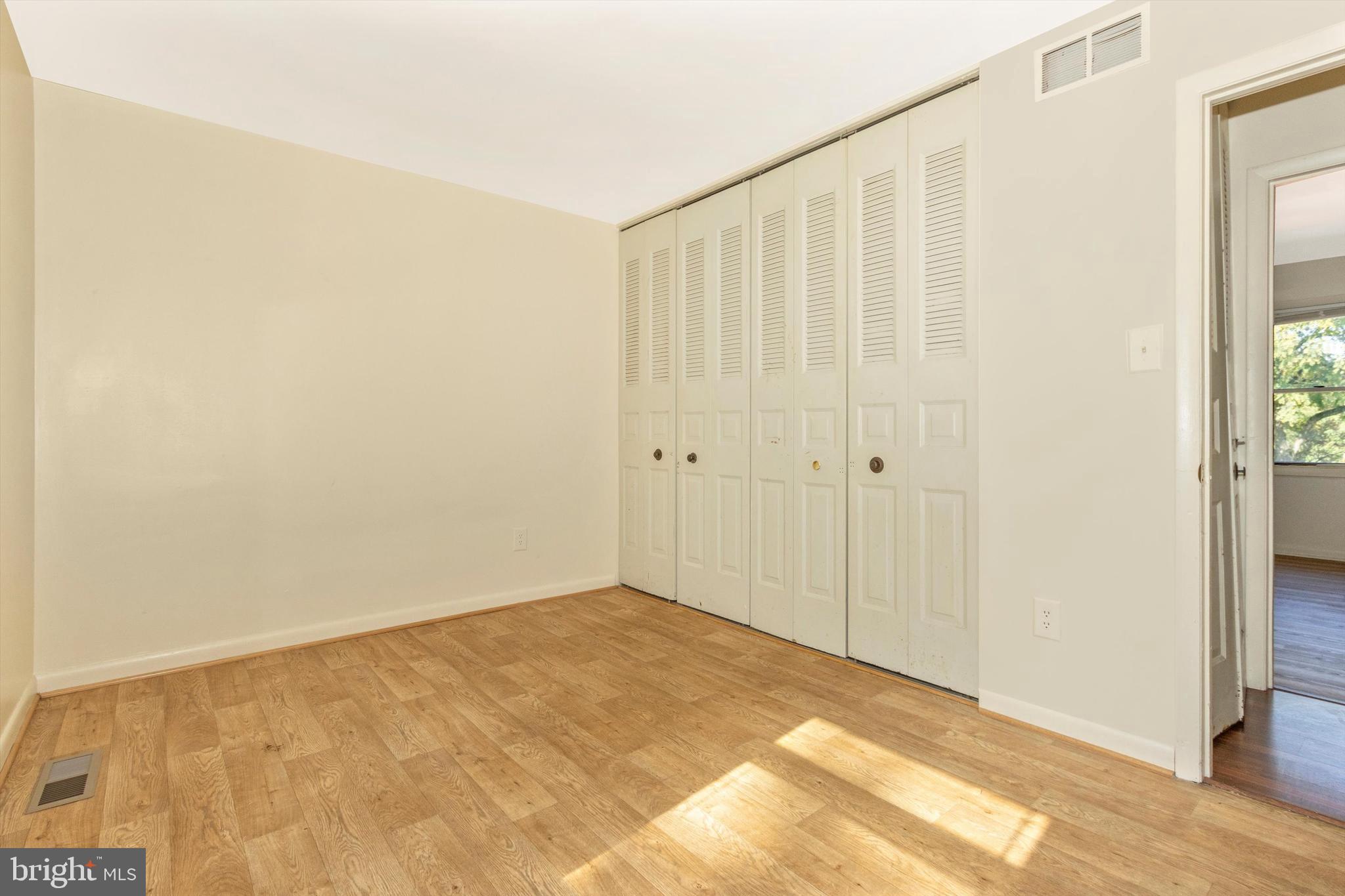 WILSHIRE - Residential