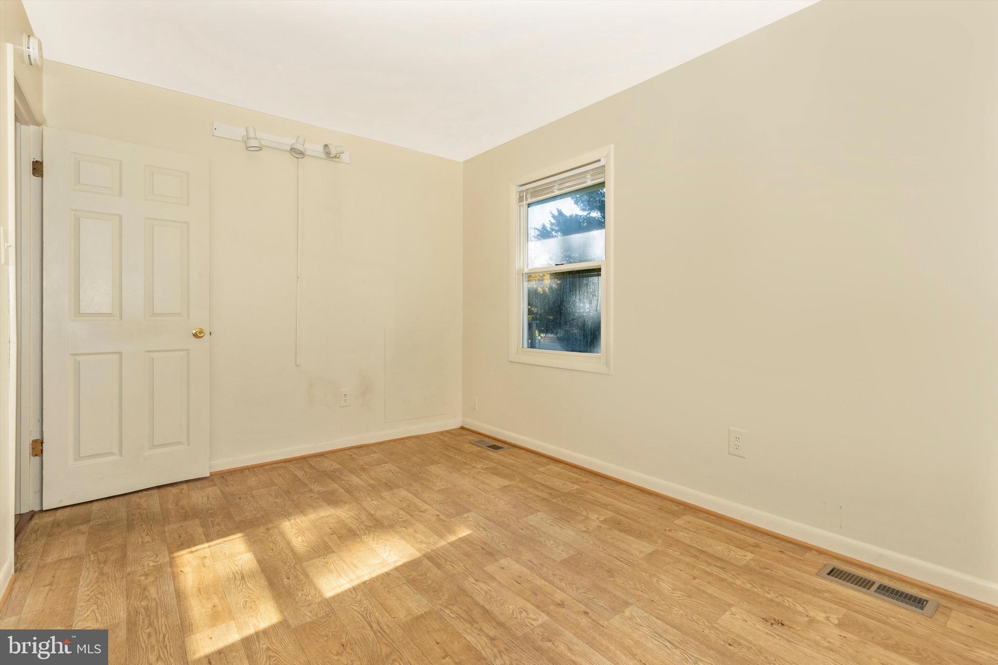 WILSHIRE - Residential