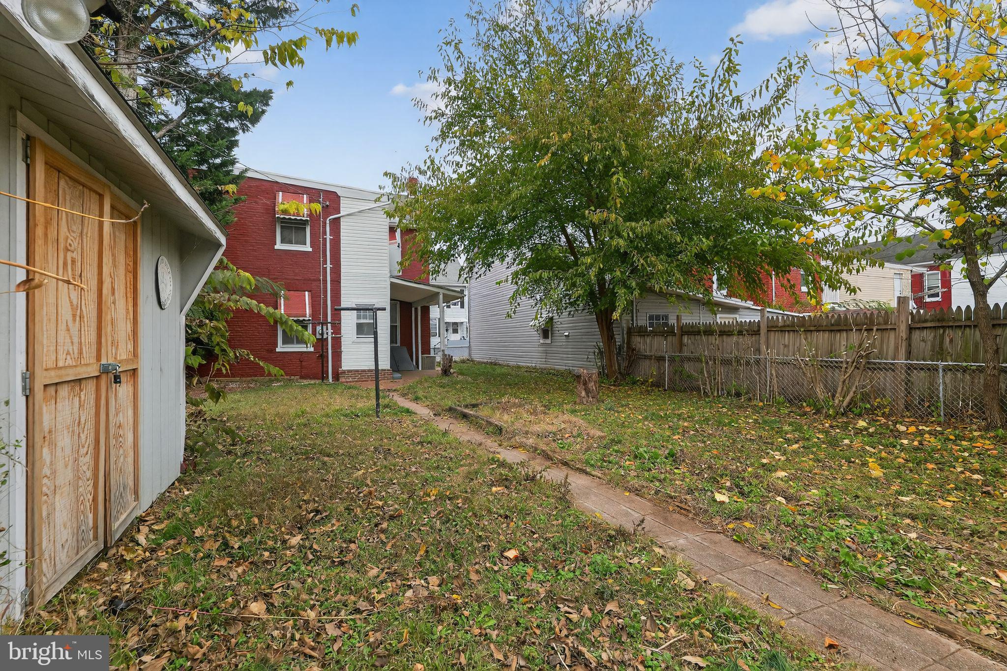 HAGERSTOWN - Residential