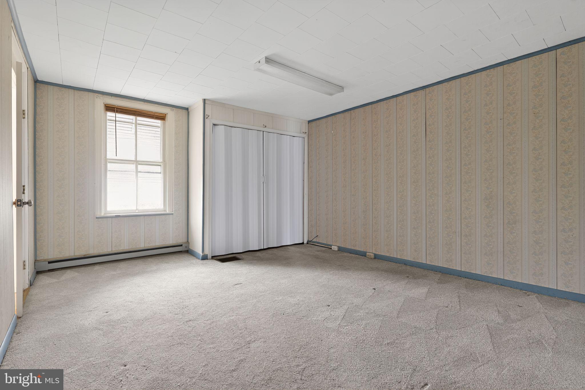 HAGERSTOWN - Residential