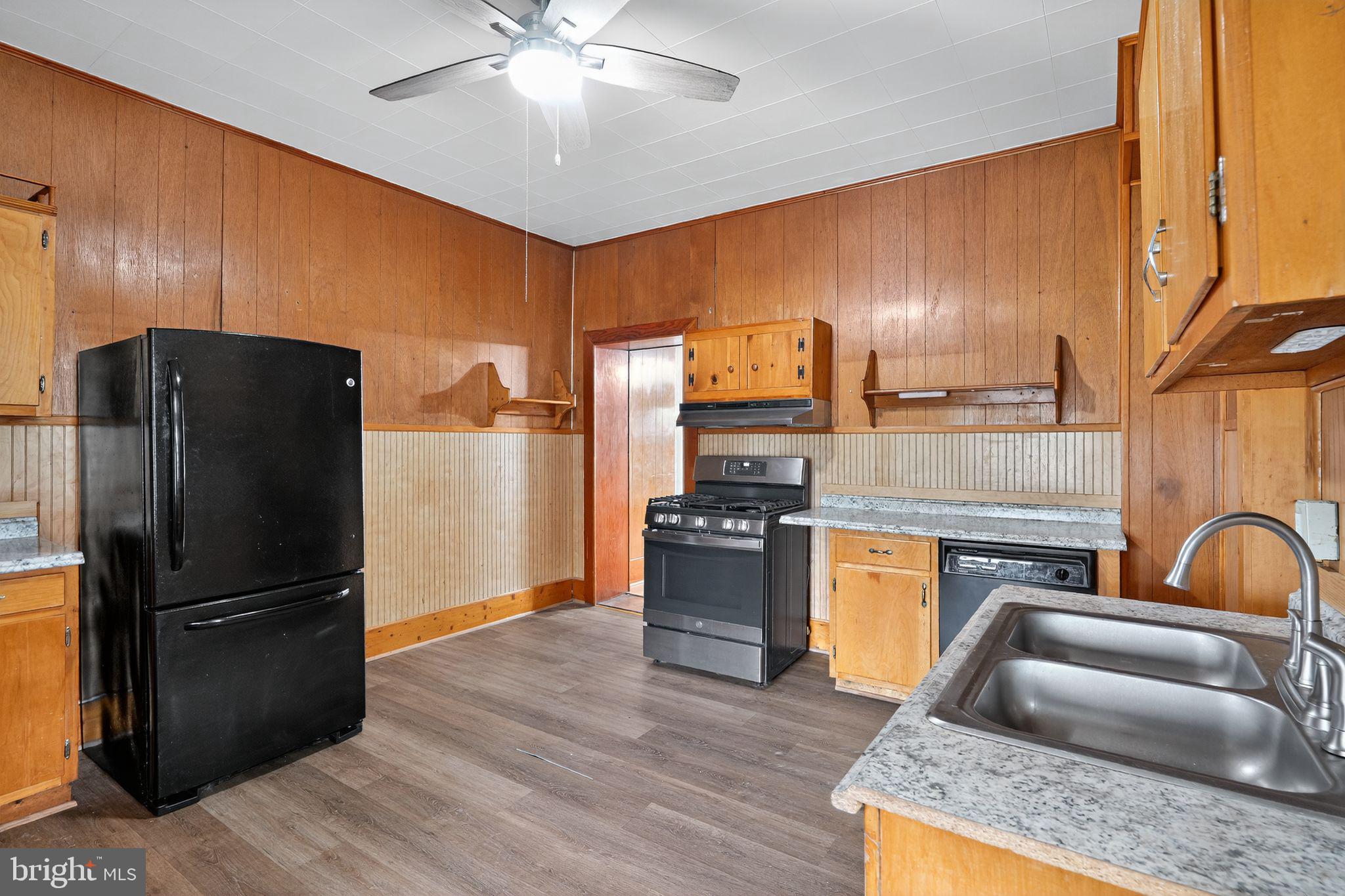 HAGERSTOWN - Residential