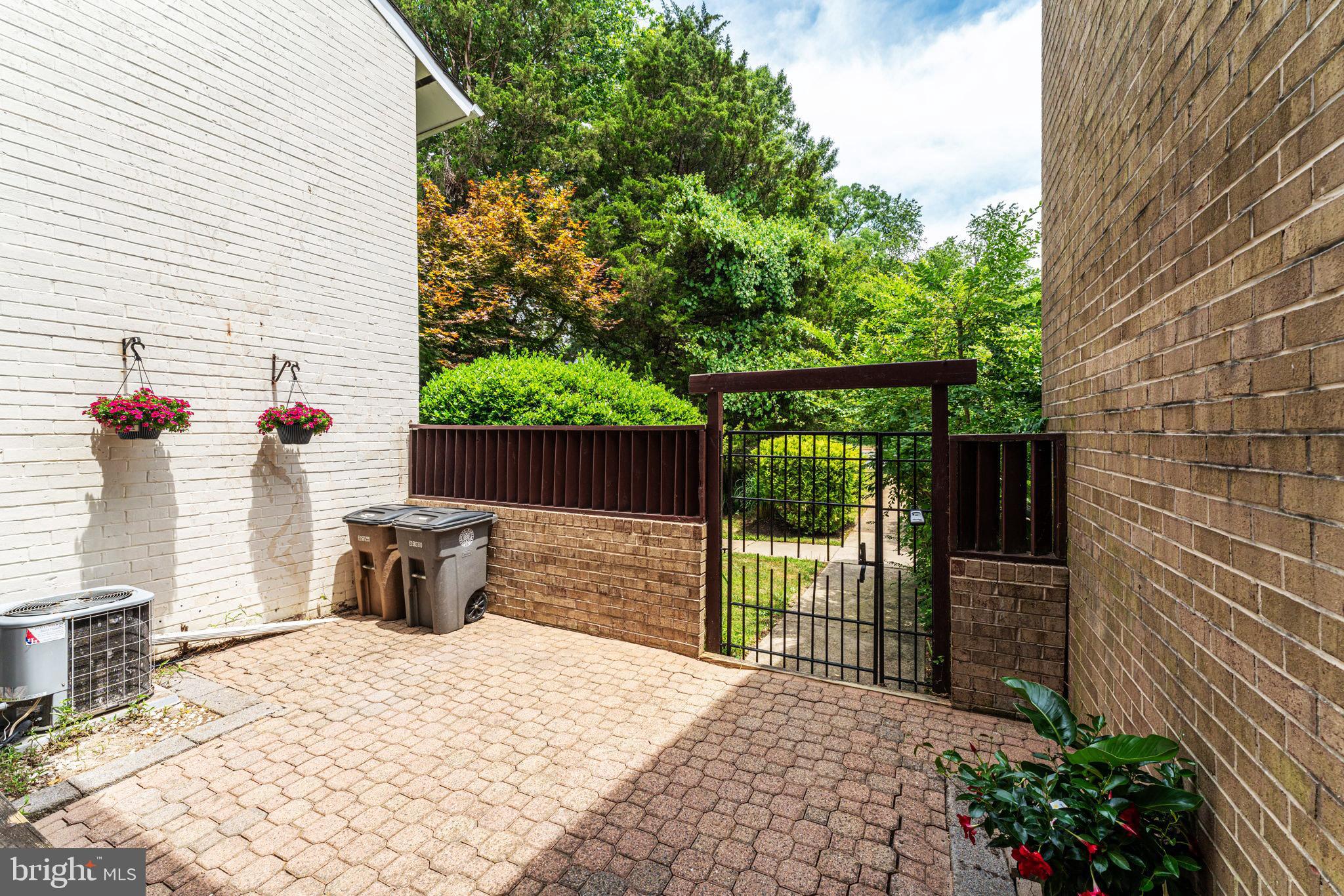 NEW MARK COMMONS - Residential