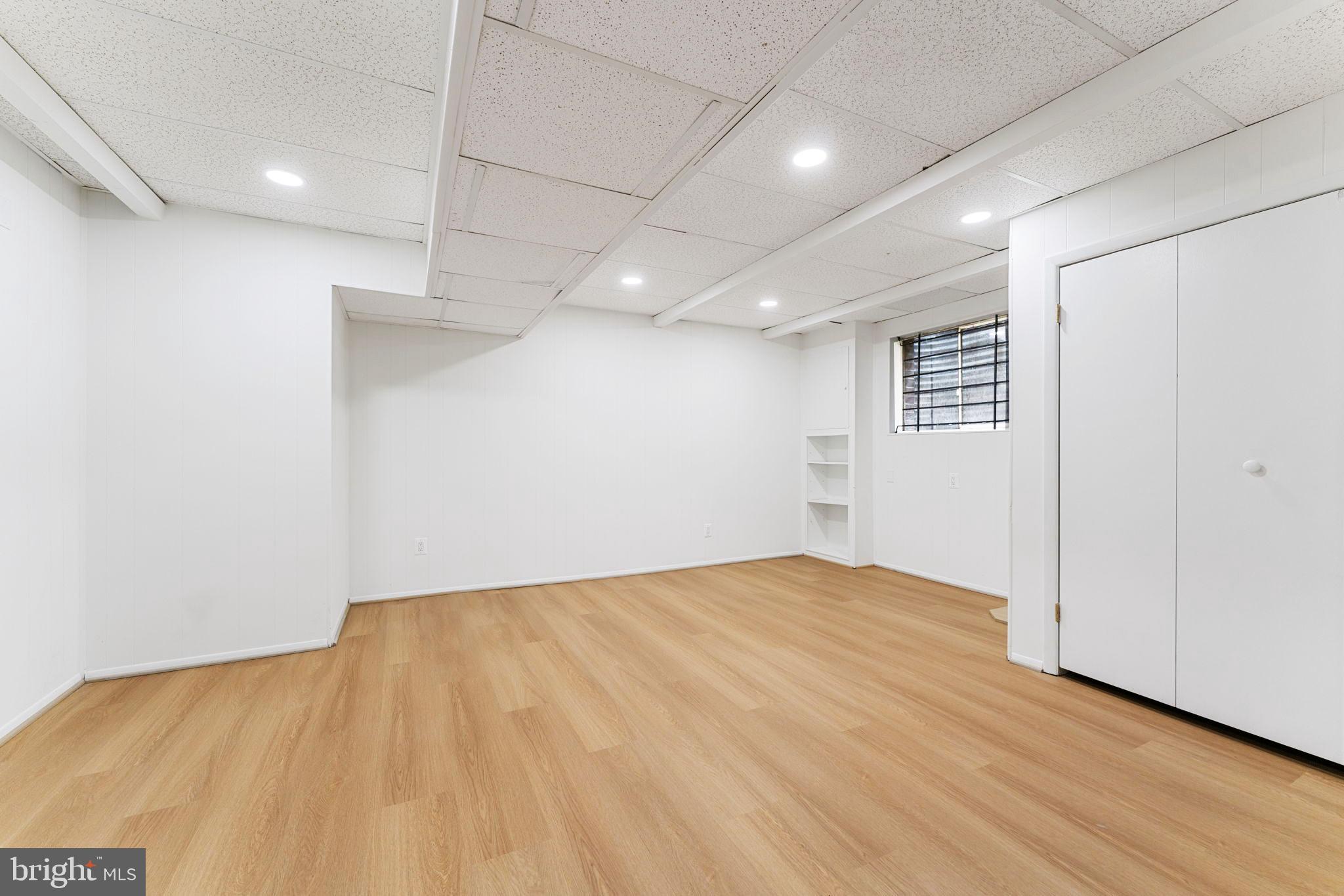 NEW MARK COMMONS - Residential