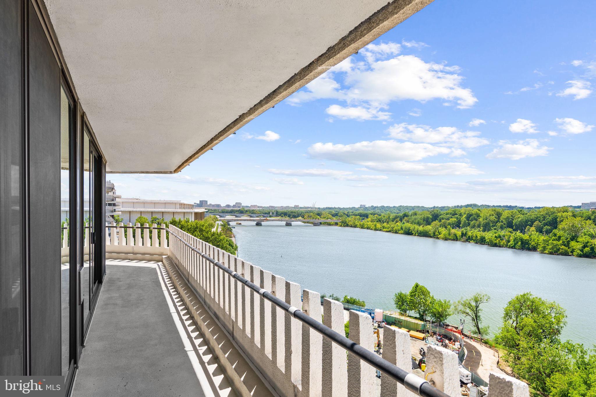 FOGGY BOTTOM - Residential