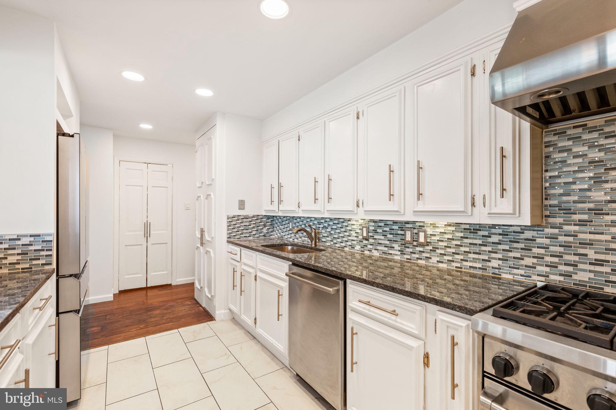 FOGGY BOTTOM - Residential