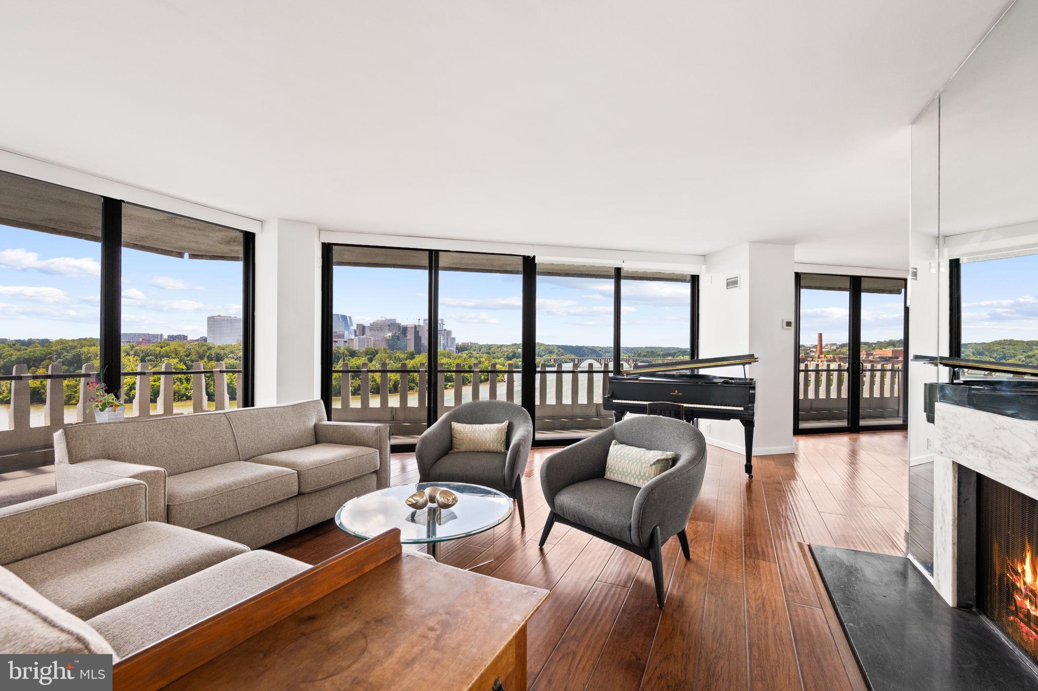 FOGGY BOTTOM - Residential