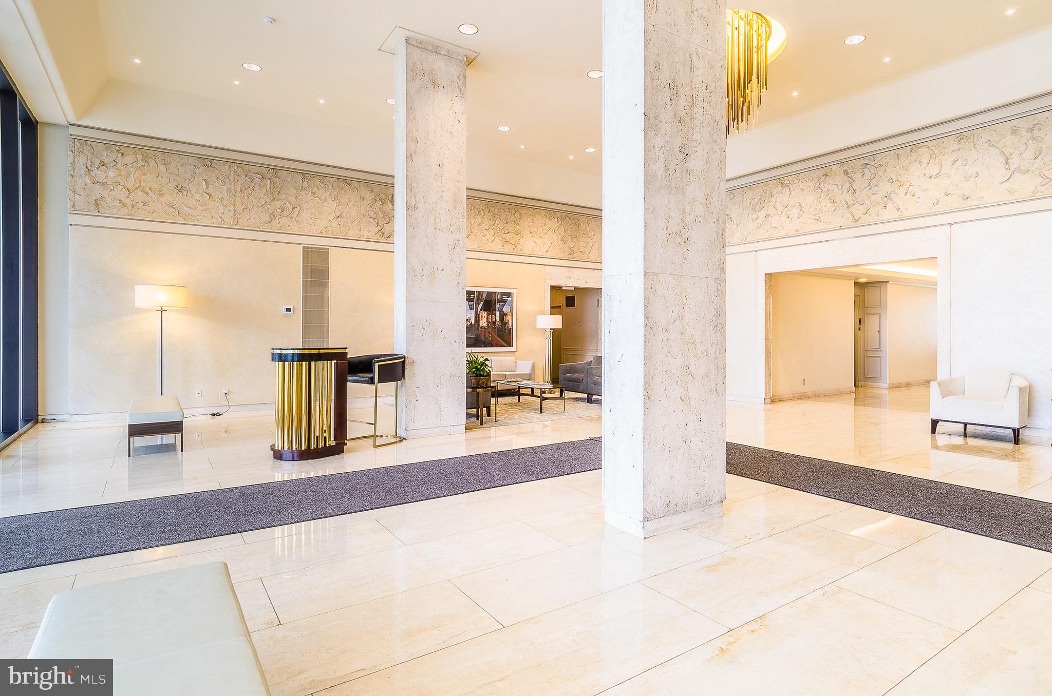 FOGGY BOTTOM - Residential