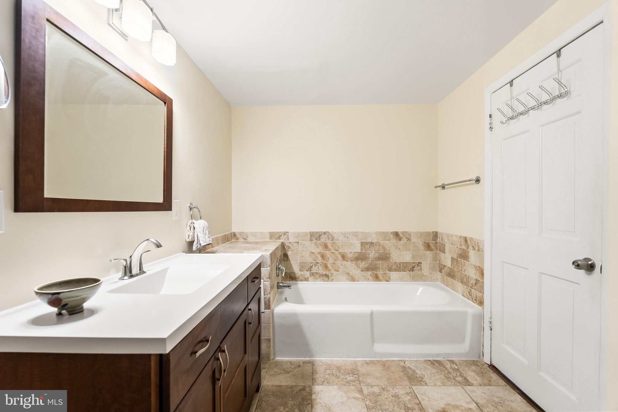 FOGGY BOTTOM - Residential