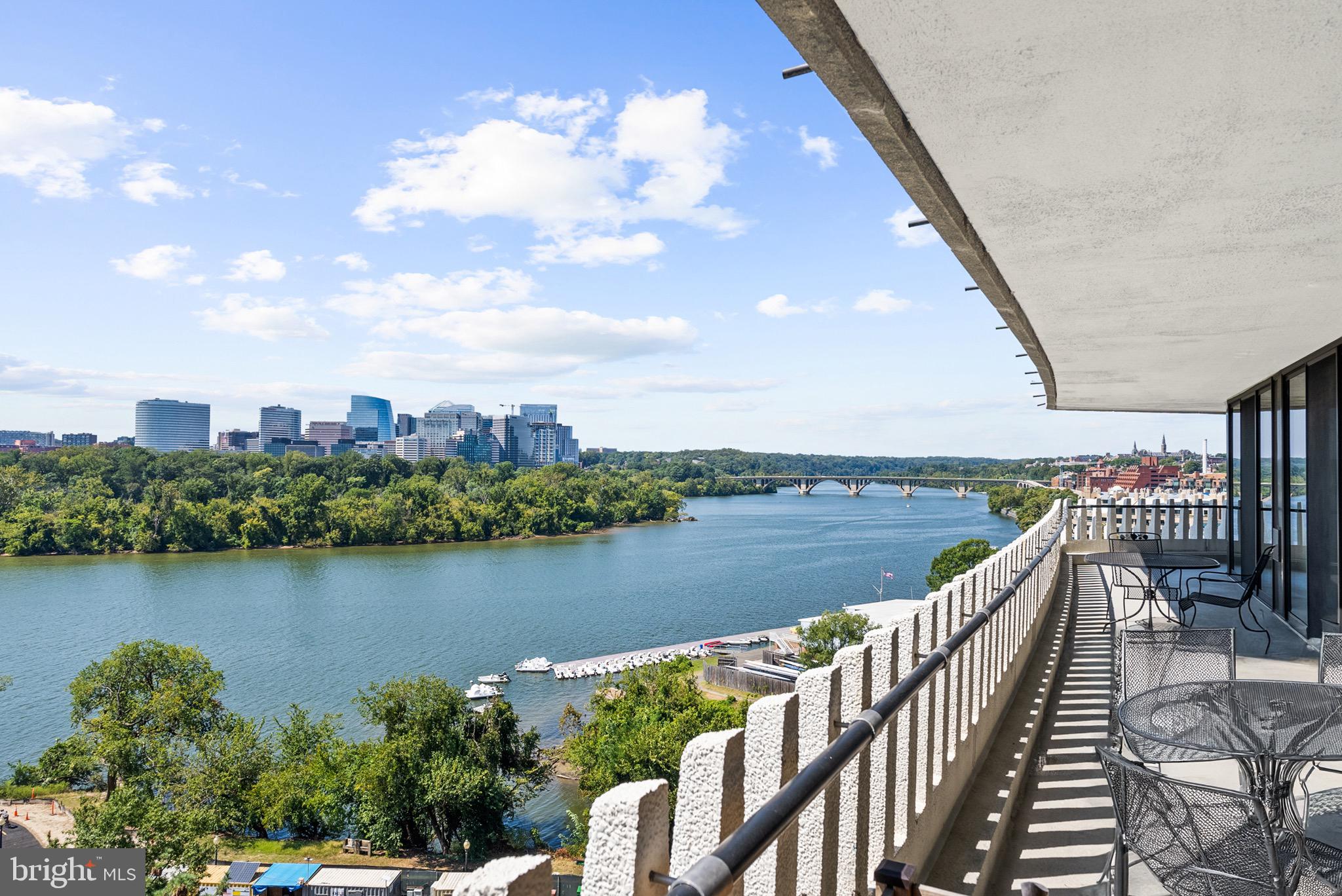 FOGGY BOTTOM - Residential