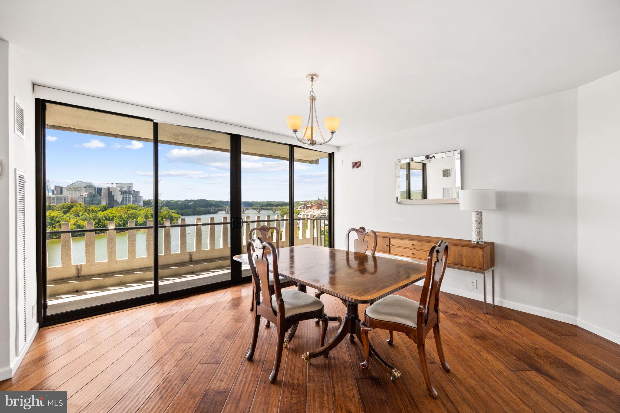 FOGGY BOTTOM - Residential