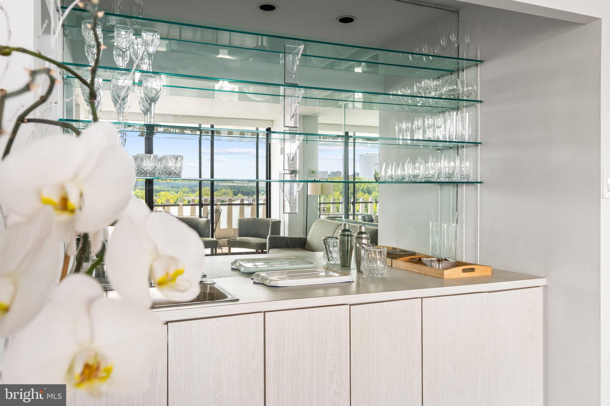 FOGGY BOTTOM - Residential