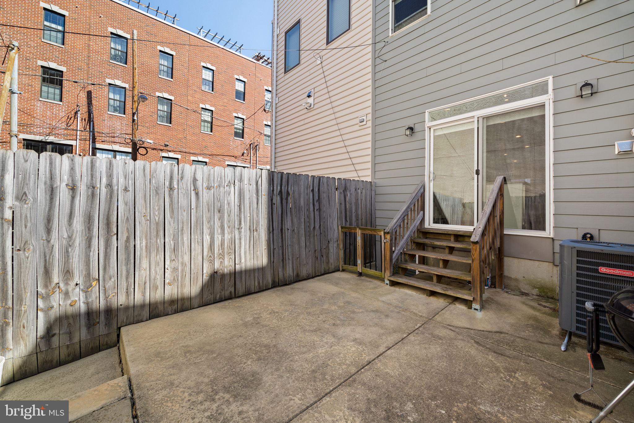 POINT BREEZE - Residential Lease