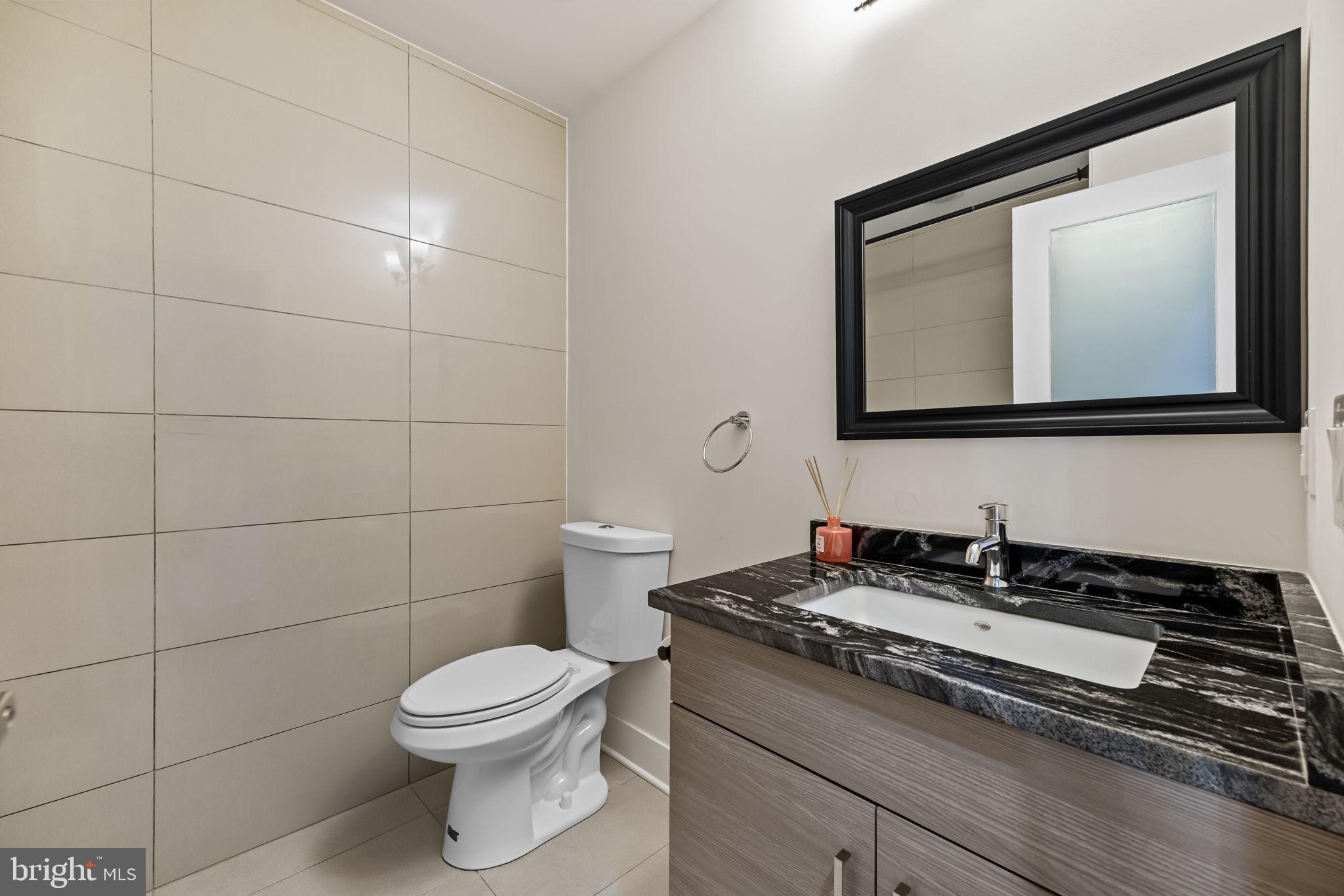 POINT BREEZE - Residential Lease