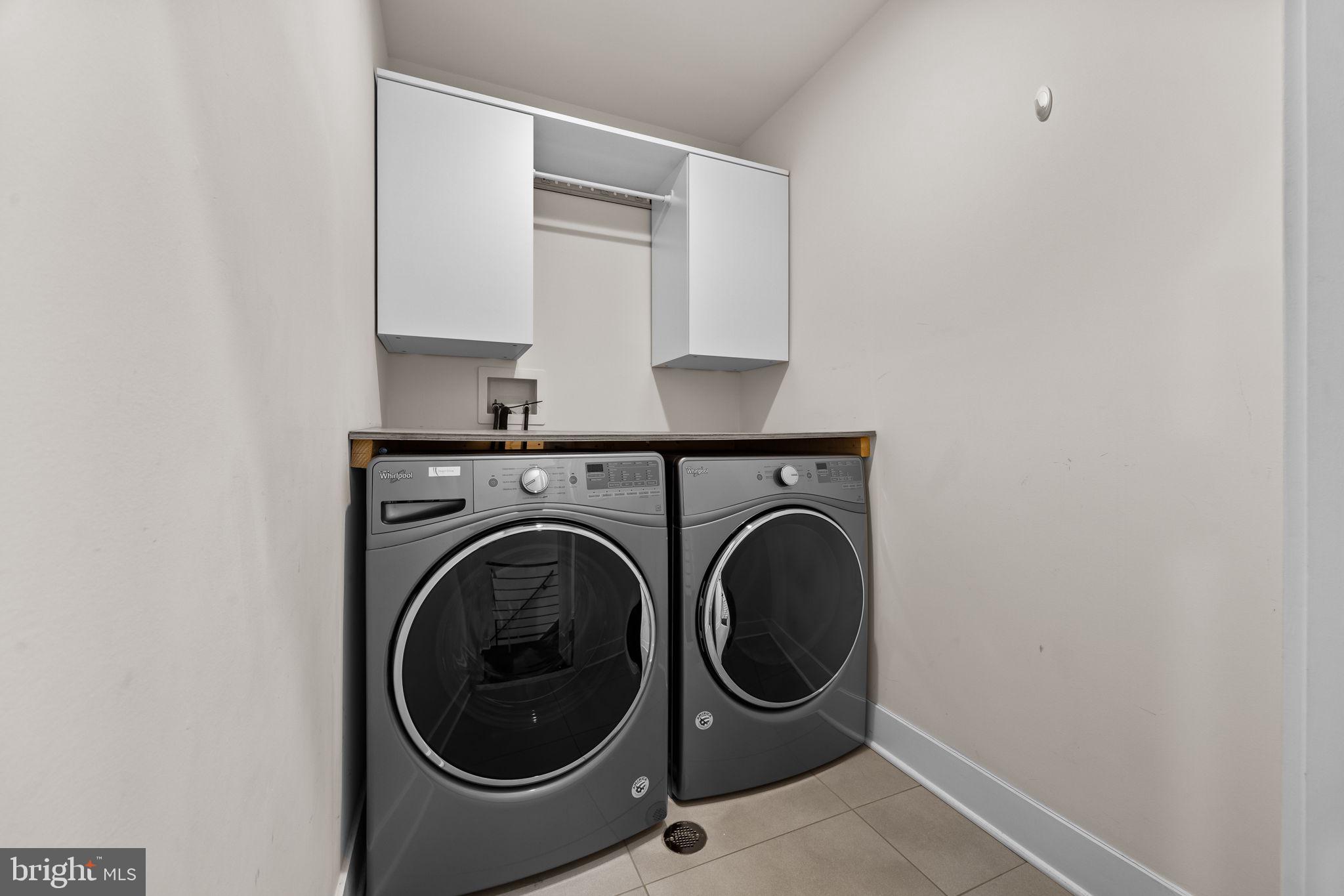 POINT BREEZE - Residential Lease