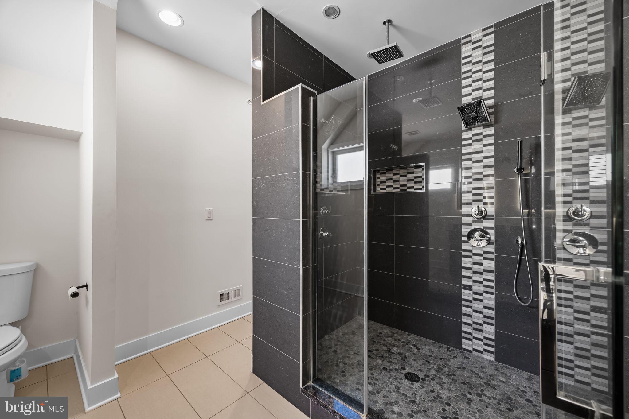 POINT BREEZE - Residential Lease