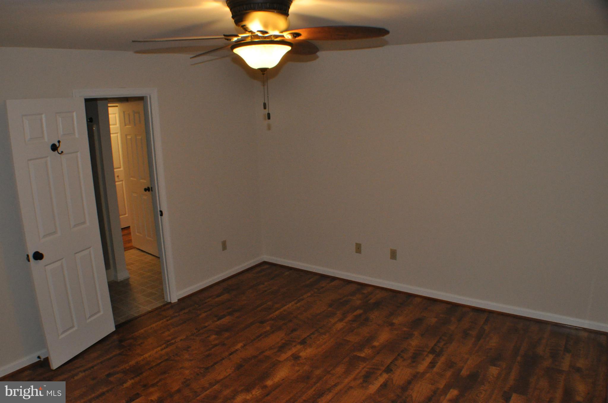 GRAY INN COURT - Residential Lease