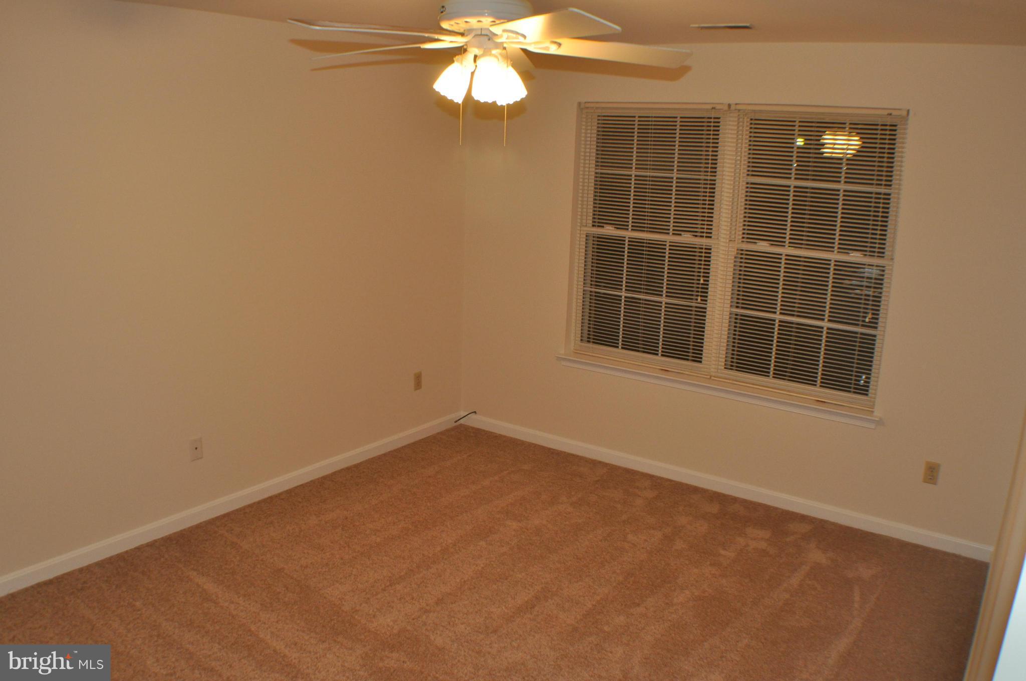 GRAY INN COURT - Residential Lease