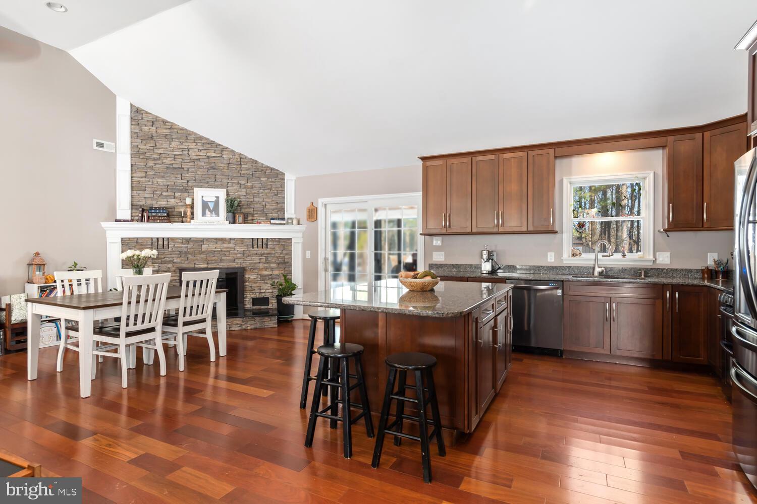 WYE HARBOR - Residential