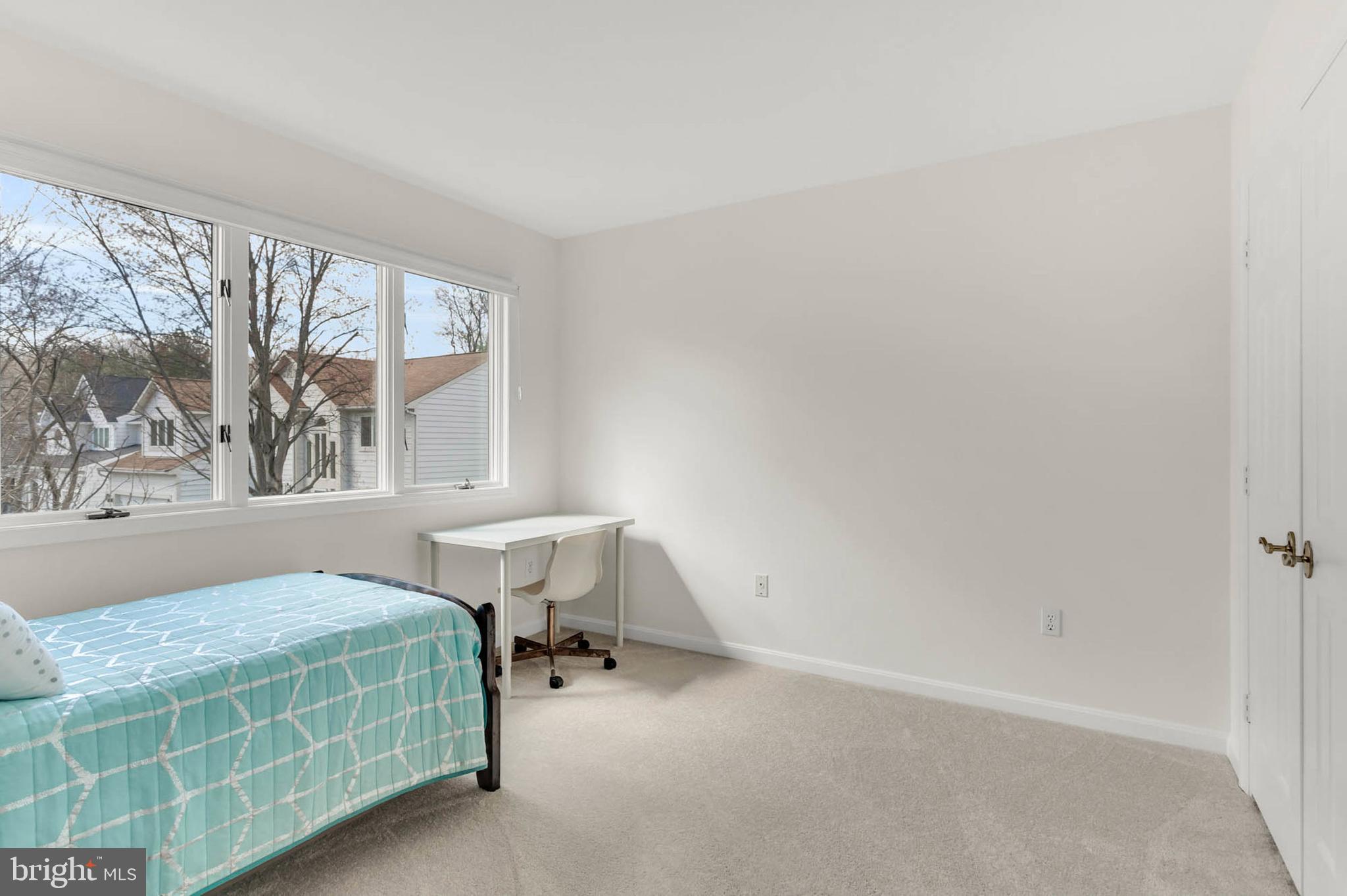 VILLAGE OF RIVER HILL - Residential