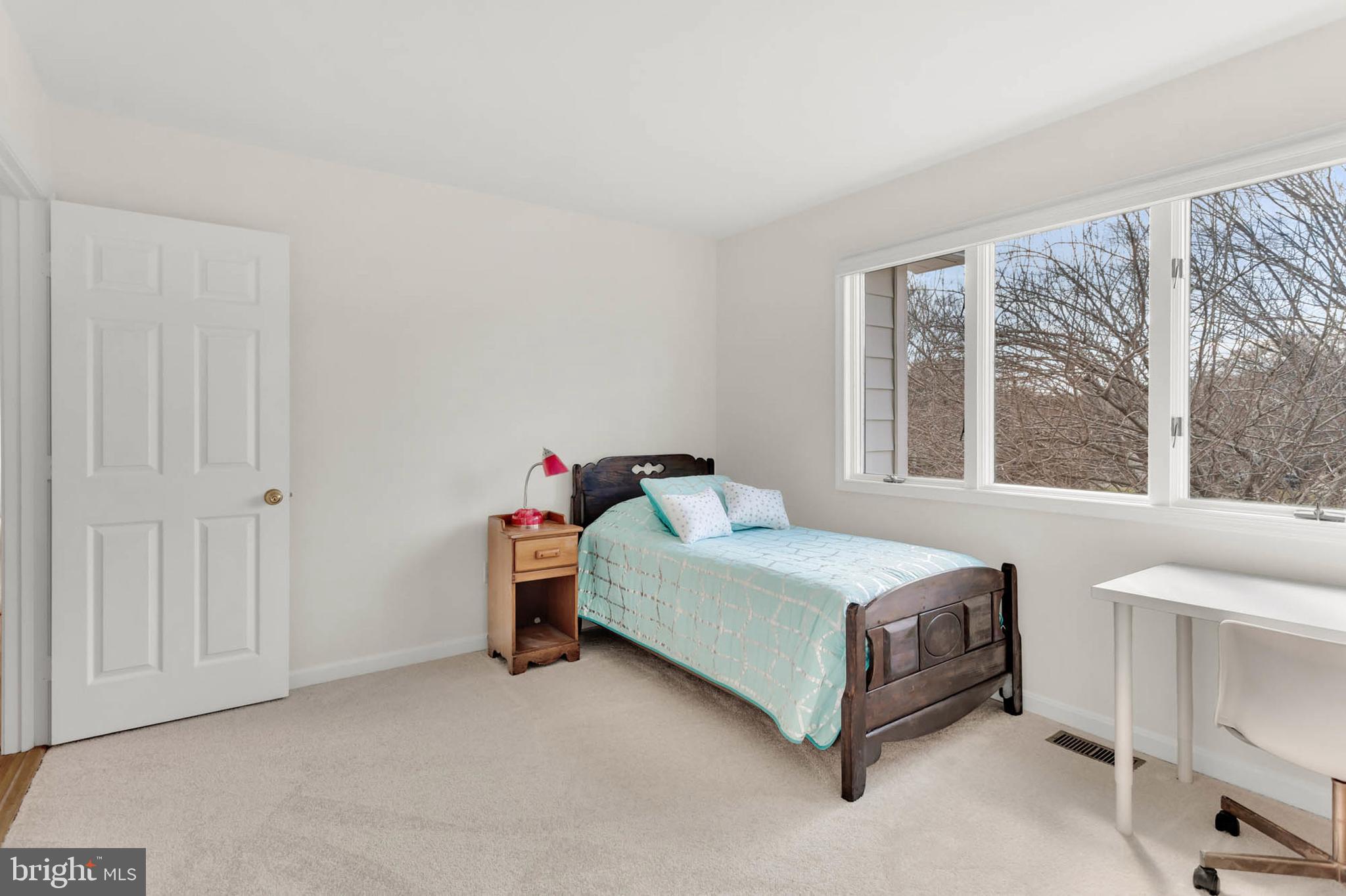 VILLAGE OF RIVER HILL - Residential