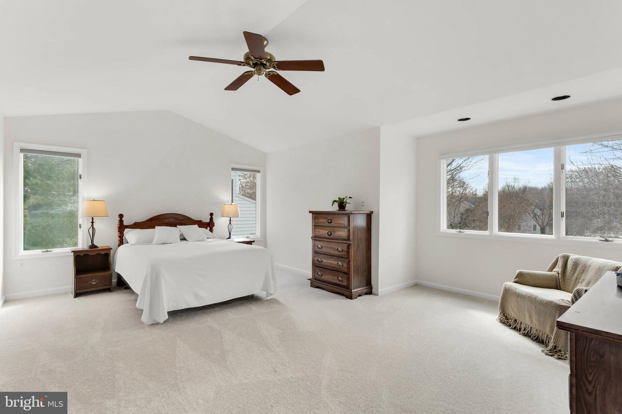 VILLAGE OF RIVER HILL - Residential