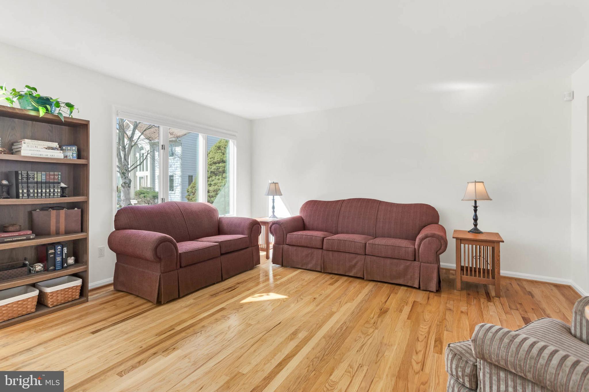 VILLAGE OF RIVER HILL - Residential