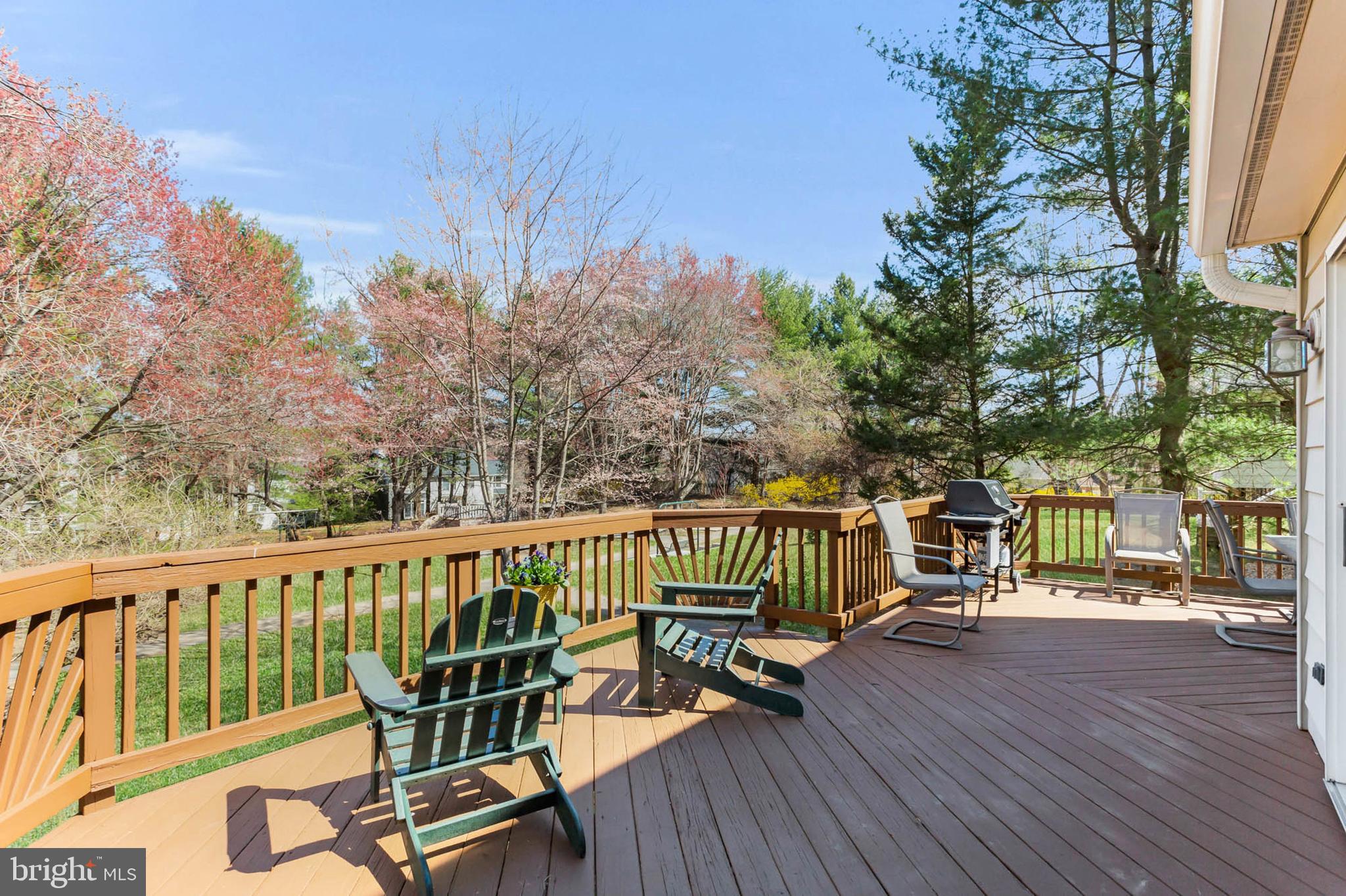 VILLAGE OF RIVER HILL - Residential