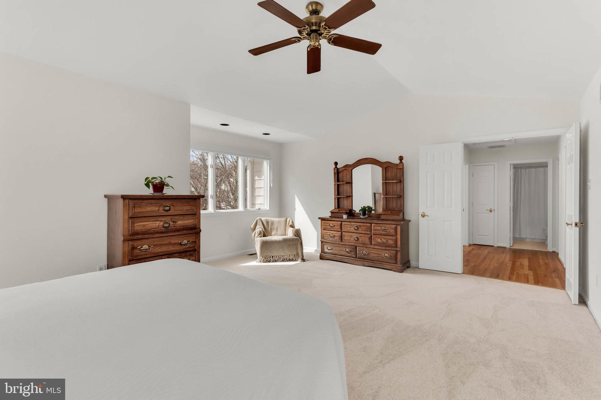 VILLAGE OF RIVER HILL - Residential