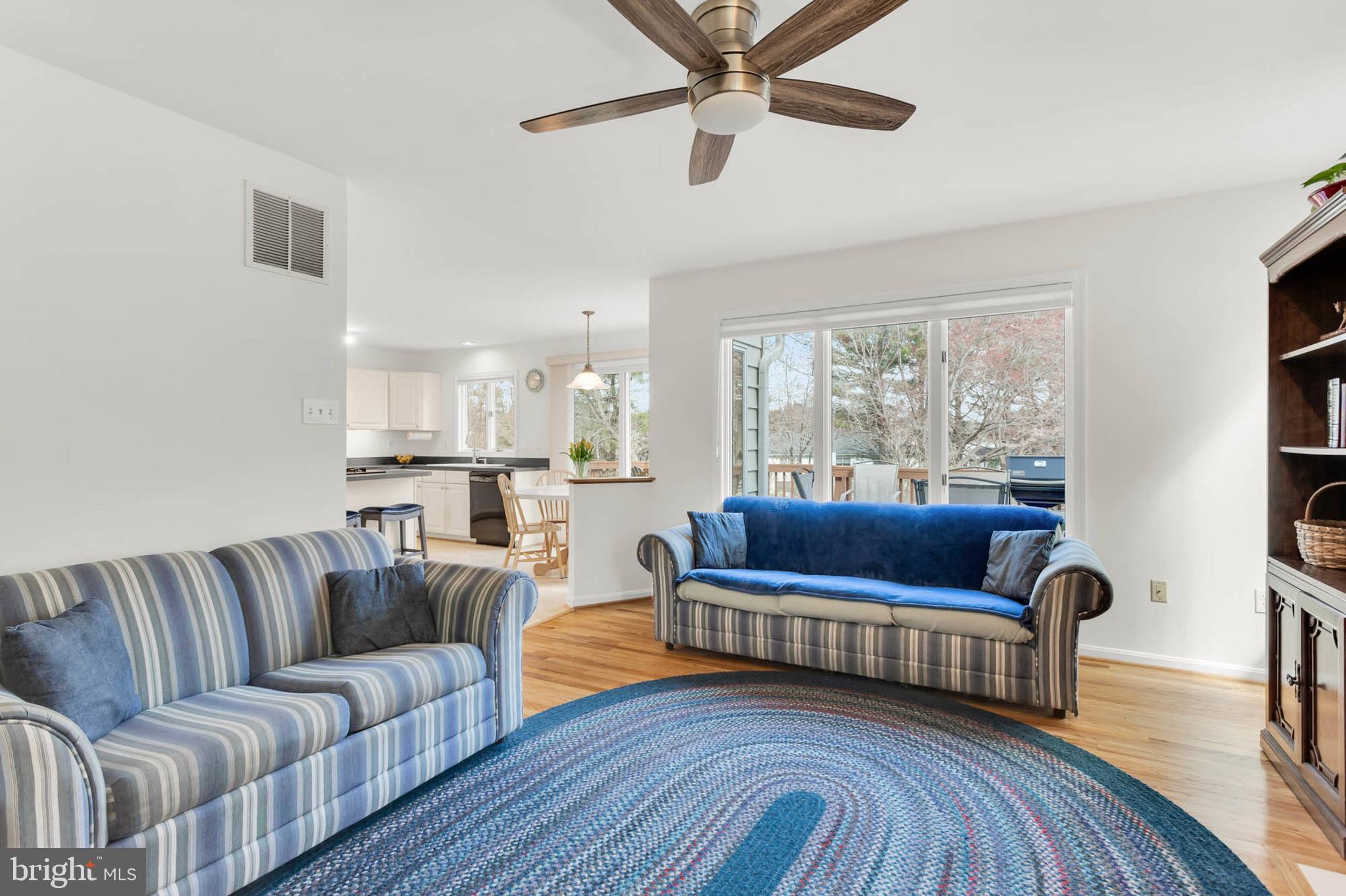 VILLAGE OF RIVER HILL - Residential