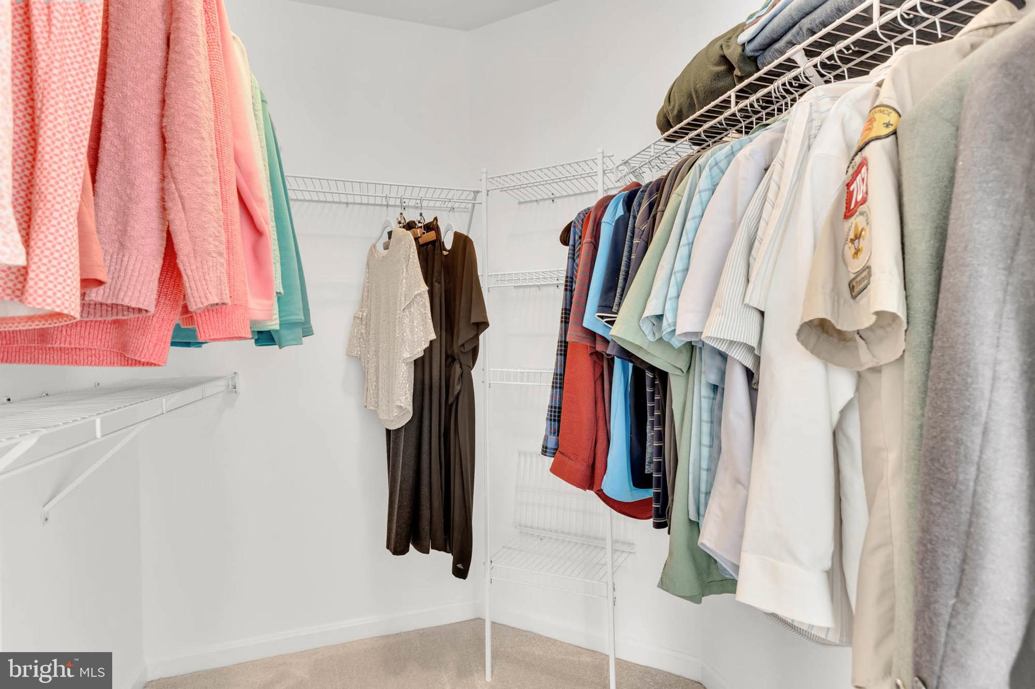 VILLAGE OF RIVER HILL - Residential