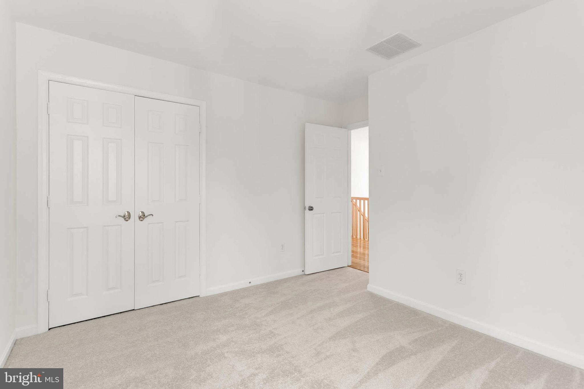 VILLAGE OF RIVER HILL - Residential