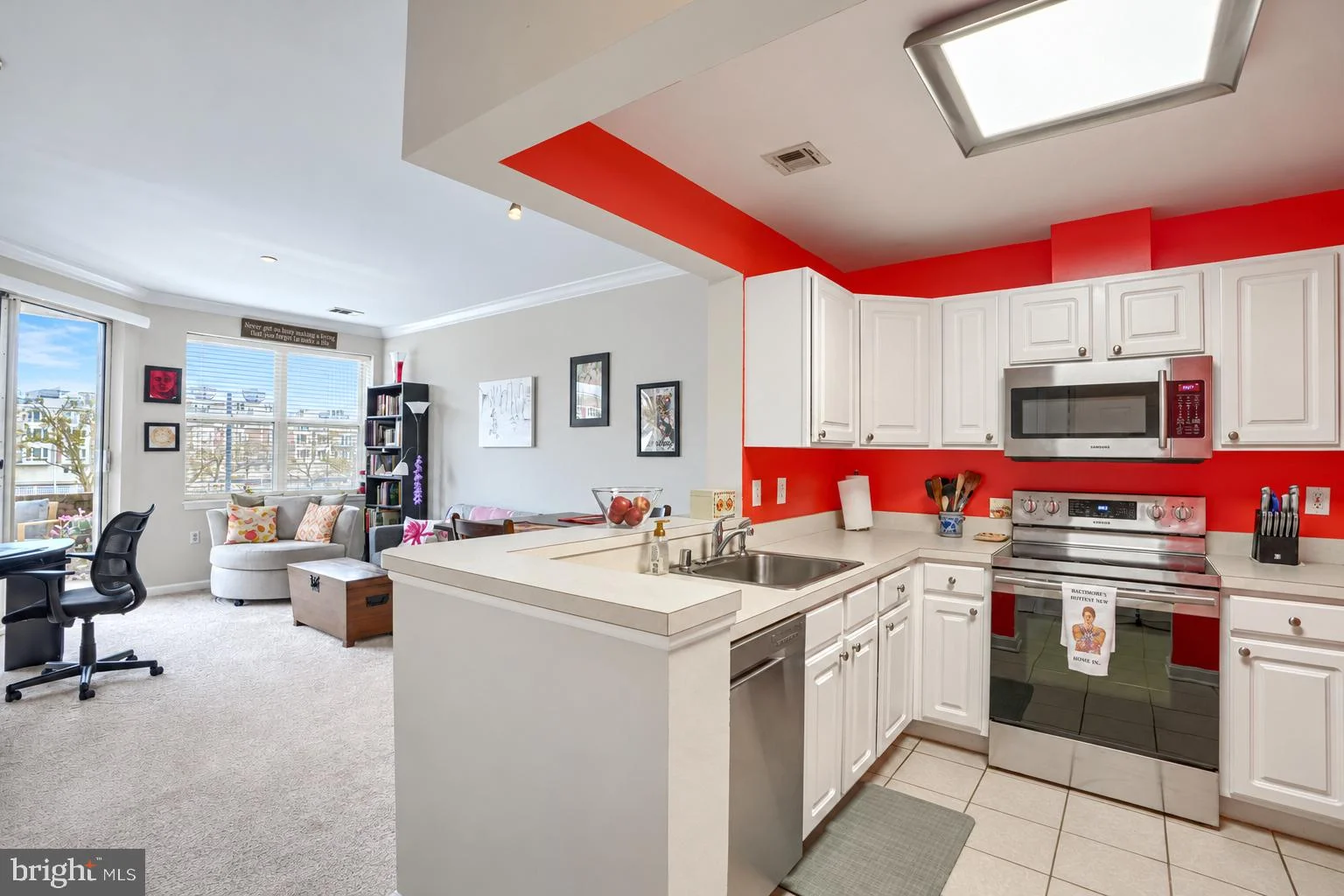 23 Pierside Drive Unit 127, Baltimore, MD 21230