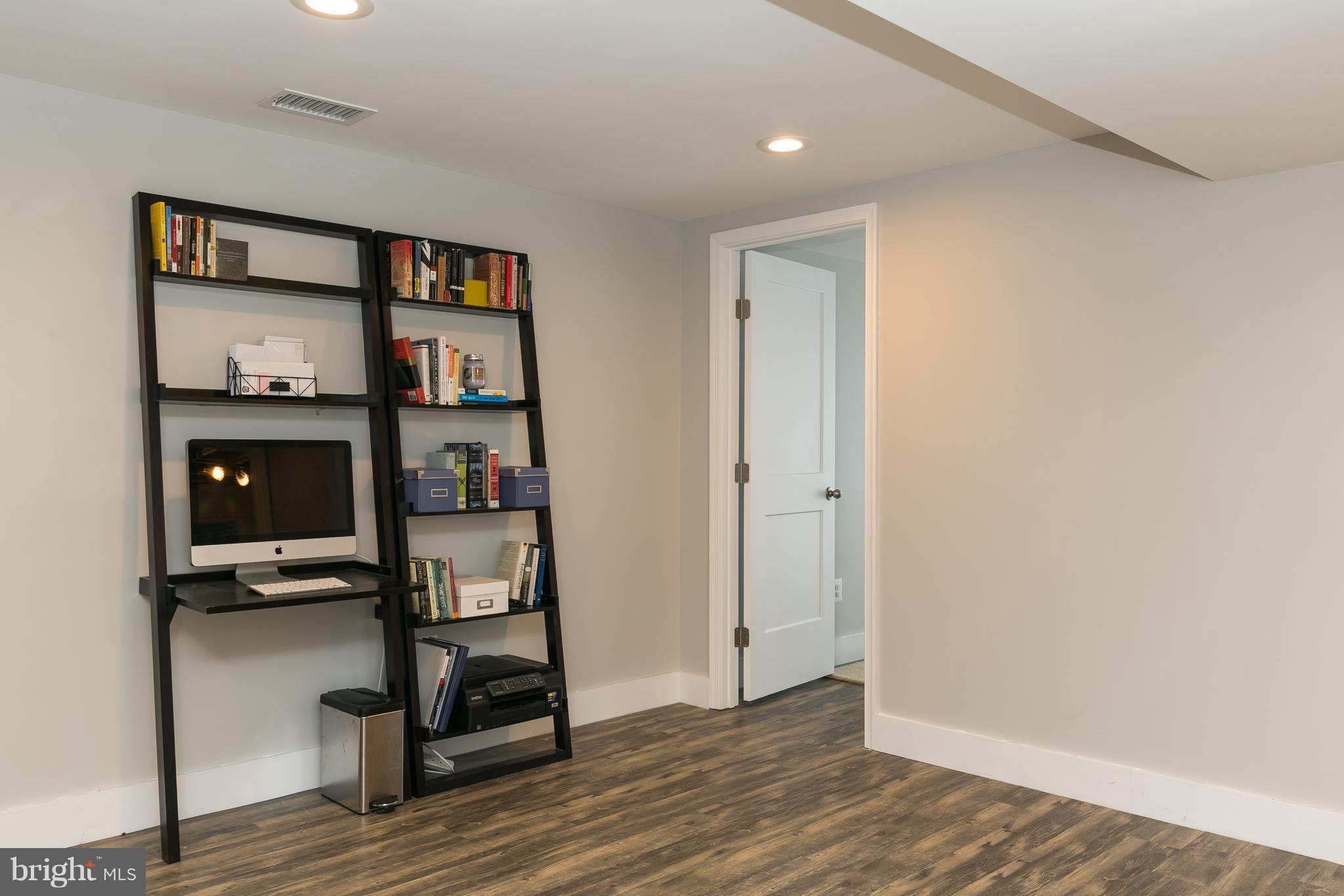 JOYCE HEIGHTS - Residential