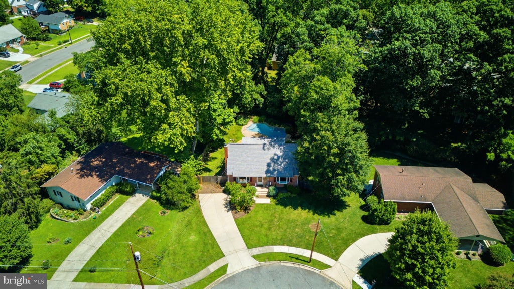 Photo of 8923 Cromwell Dr, SPRINGFIELD, VA 22151 (MLS # VAFX2332400)